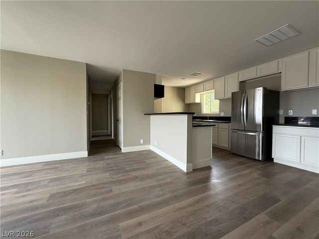 4900 Washington, Las Vegas, NV 89110
