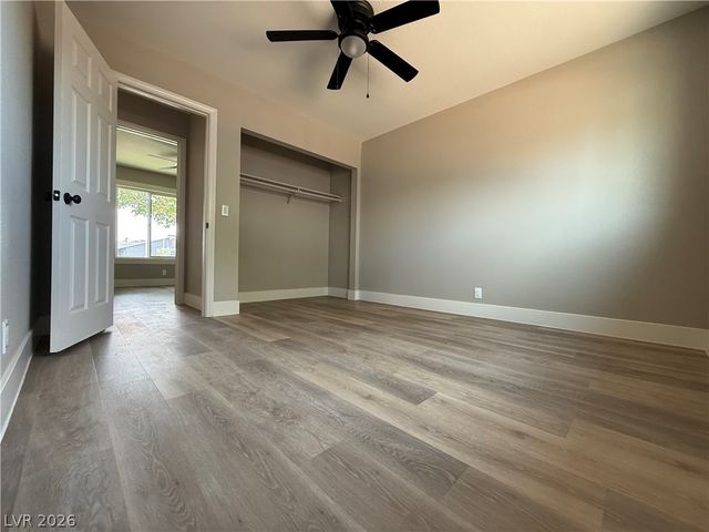 4900 Washington, Las Vegas, NV 89110