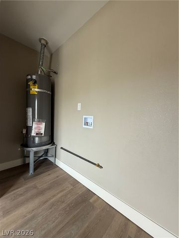 4900 Washington, Las Vegas, NV 89110