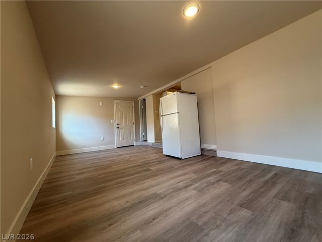 4900 Washington, Las Vegas, NV 89110