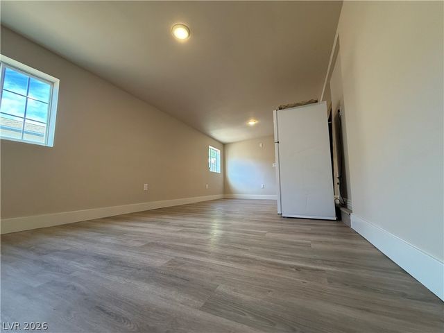 4900 Washington, Las Vegas, NV 89110