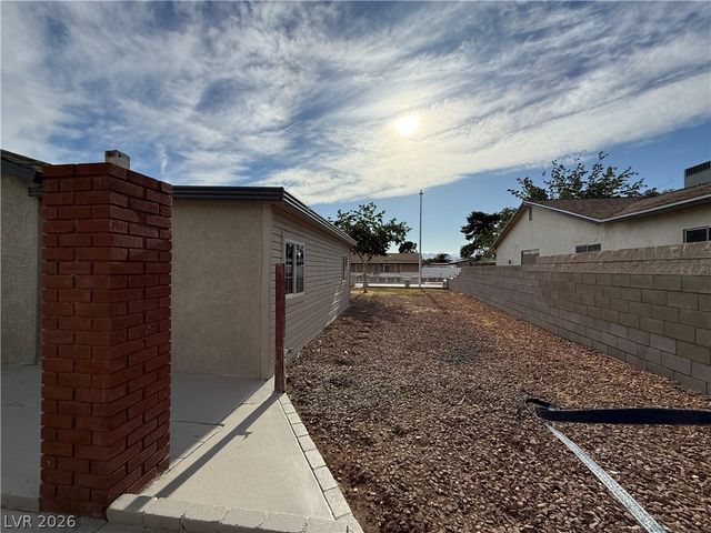 4900 Washington, Las Vegas, NV 89110