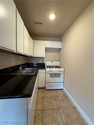 4900 Washington, Las Vegas, NV 89110