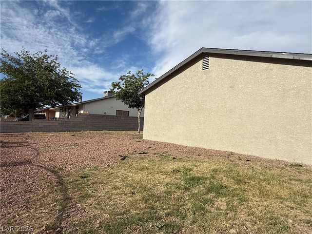 4900 Washington, Las Vegas, NV 89110