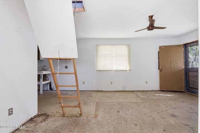 4095 Pioneer Way, New Smyrna Beach, FL 32168