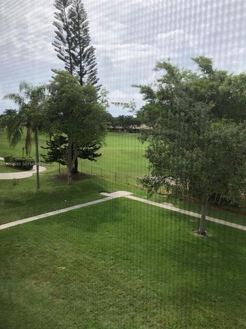 4000 N Hills Dr 32, Hollywood, FL 33021