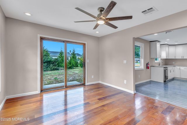 44 Chancellor Court, Toms River, NJ 08757