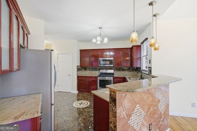 220 Ridge Bluff Lane, Suwanee, GA 30024