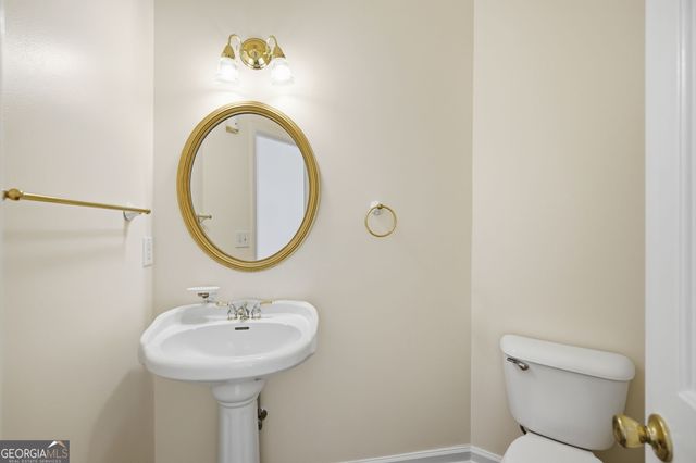 220 Ridge Bluff Lane, Suwanee, GA 30024