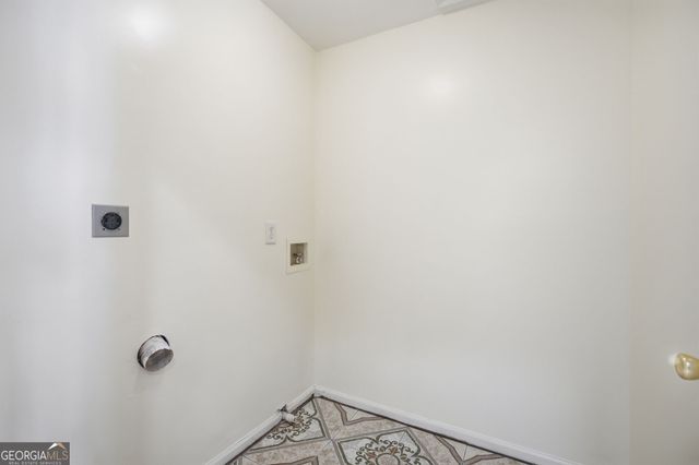 220 Ridge Bluff Lane, Suwanee, GA 30024