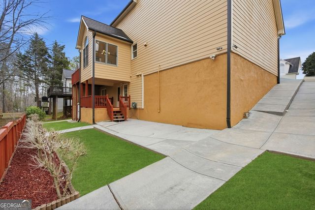 220 Ridge Bluff Lane, Suwanee, GA 30024