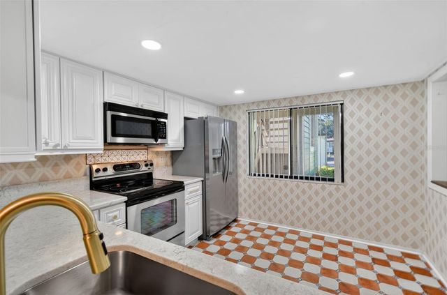 2555 ROYAL PINES CIRCLE 15A, Clearwater, FL 33763