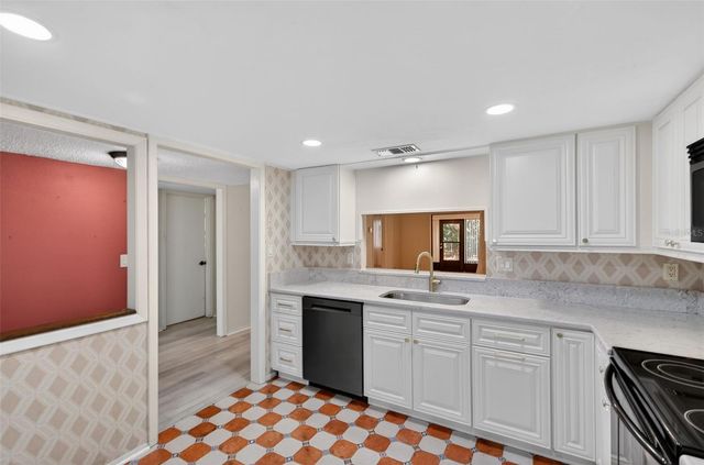 2555 ROYAL PINES CIRCLE 15A, Clearwater, FL 33763