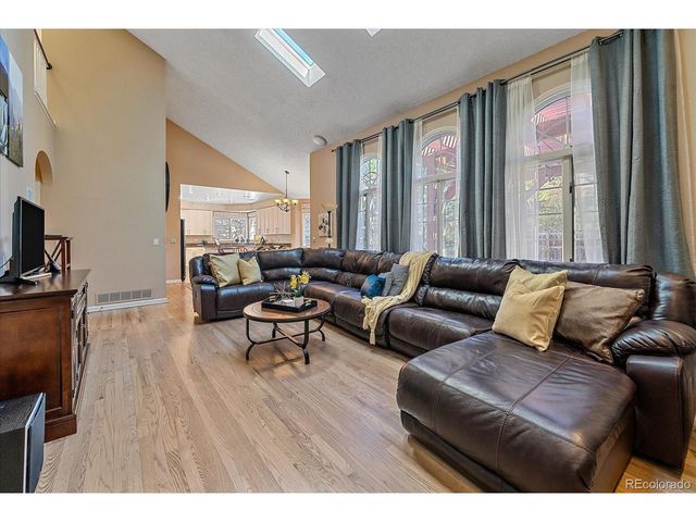 8012 S Clayton Cir, Centennial, CO 80122