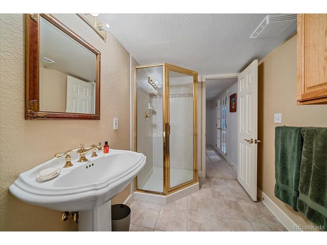 8012 S Clayton Cir, Centennial, CO 80122