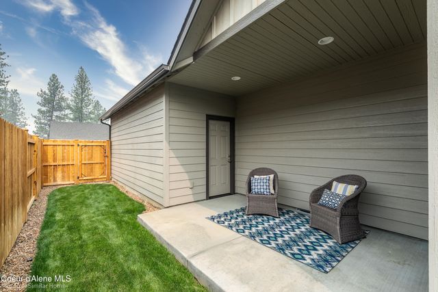 12137 W Bodine Ave, Post Falls, ID 83854