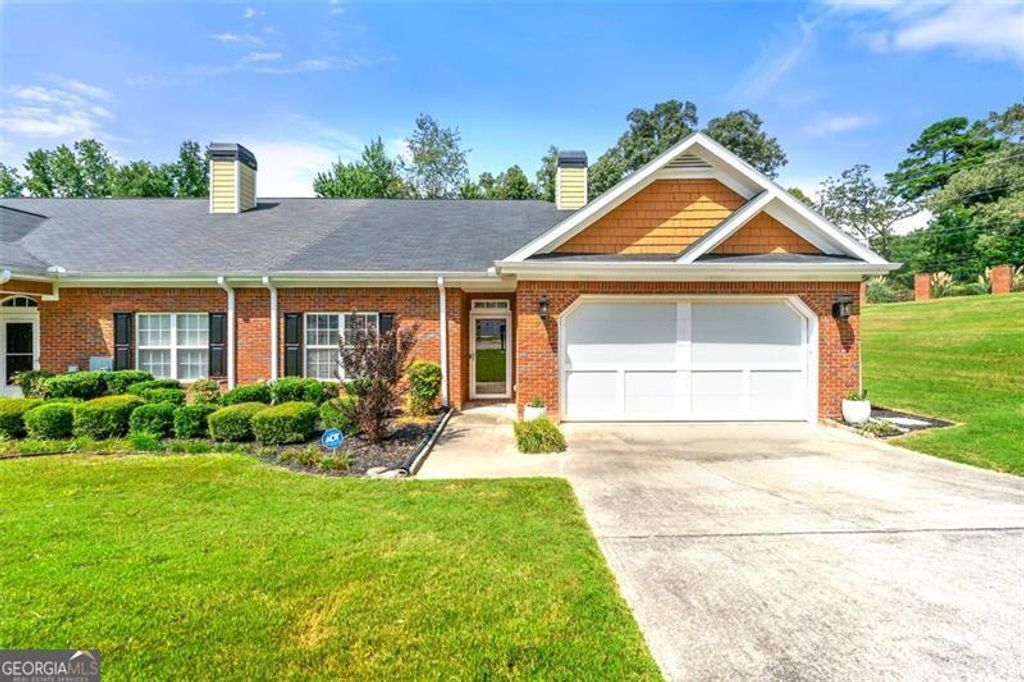 2500 ROSEHILL Circle, Lithia Springs, GA 30122