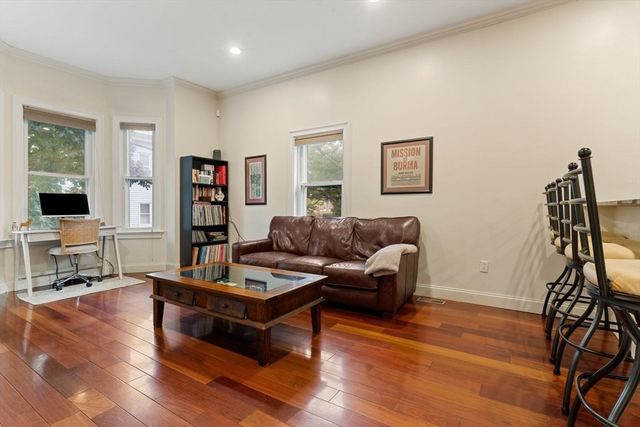 10 Beacon St. 1, Chelsea, MA 02150