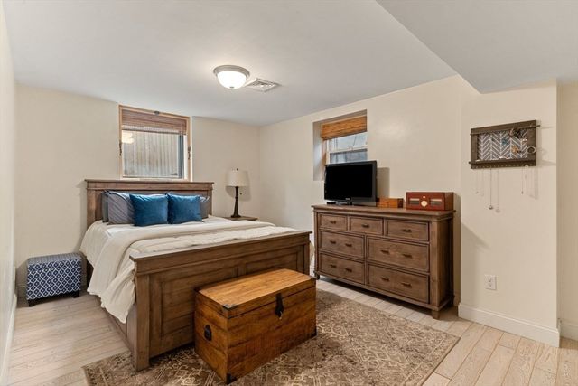 10 Beacon St. 1, Chelsea, MA 02150