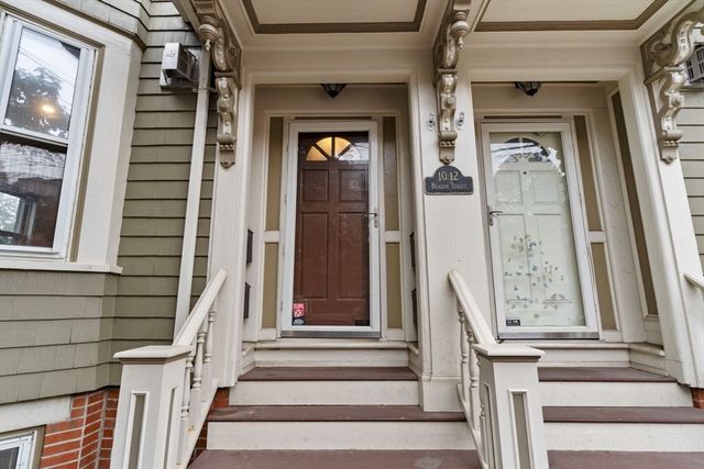 10 Beacon St. 1, Chelsea, MA 02150