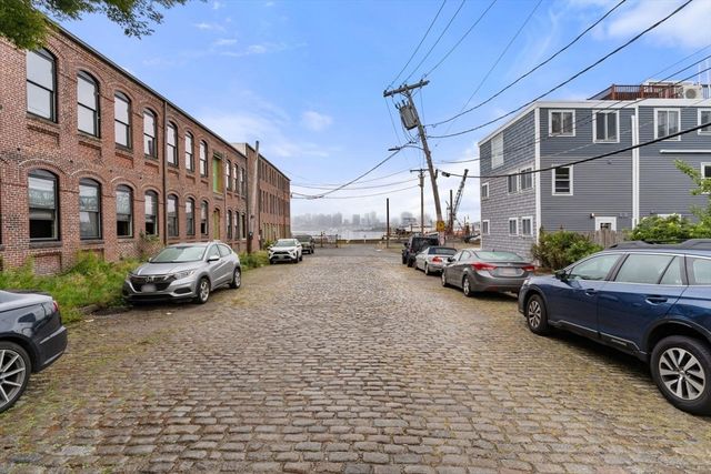 10 Beacon St. 1, Chelsea, MA 02150