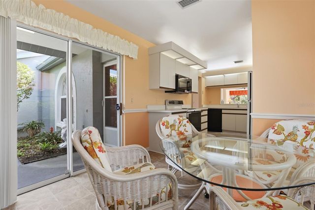 5721 CASA DEL SOL BOULEVARD 3223, Sarasota, FL 34233