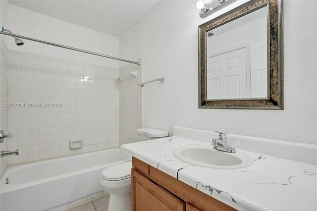 2866 S University Dr 5107, Davie, FL 33328