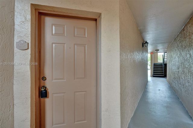 2866 S University Dr 5107, Davie, FL 33328