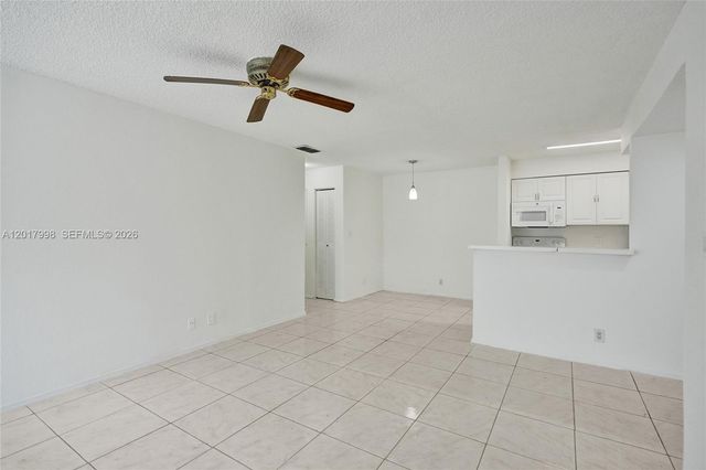 2866 S University Dr 5107, Davie, FL 33328