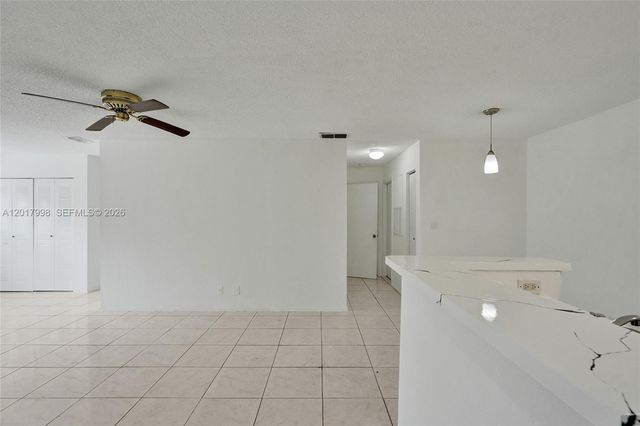 2866 S University Dr 5107, Davie, FL 33328