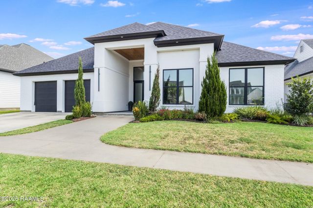 309 Canary Palm Way, Youngsville, LA 70592