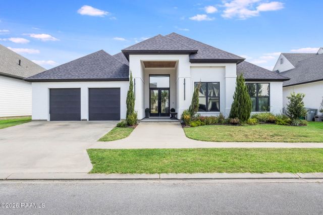 309 Canary Palm Way, Youngsville, LA 70592