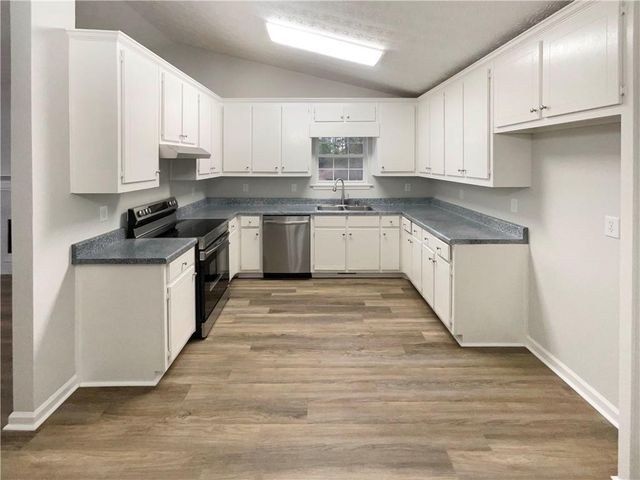 3986 Pinedale Lane, Gainesville, GA 30507