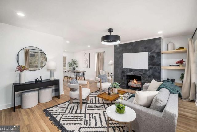 108 Burbank Drive SW, Atlanta, GA 30314