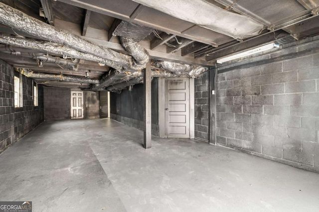 108 Burbank Drive SW, Atlanta, GA 30314