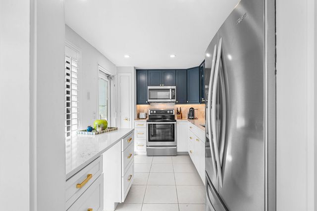 4249 N Quail Ridge Dr Drive A, Boynton Beach, FL 33436
