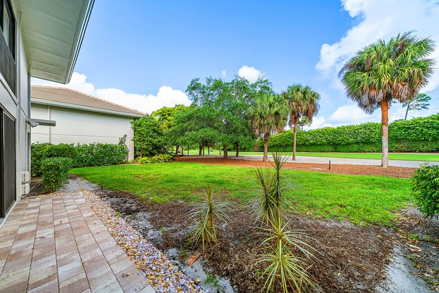 4249 N Quail Ridge Dr Drive A, Boynton Beach, FL 33436