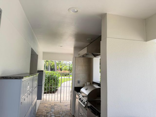 4249 N Quail Ridge Dr Drive A, Boynton Beach, FL 33436