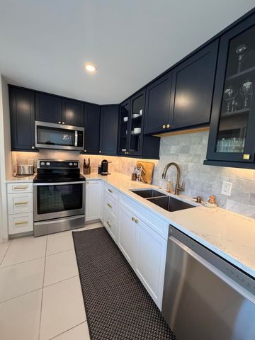 4249 N Quail Ridge Dr Drive A, Boynton Beach, FL 33436