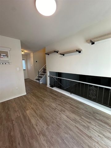 2184 Cumberland Drive, Troy, MI 48085