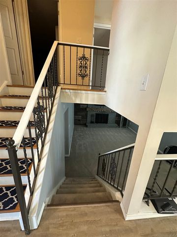 2184 Cumberland Drive, Troy, MI 48085