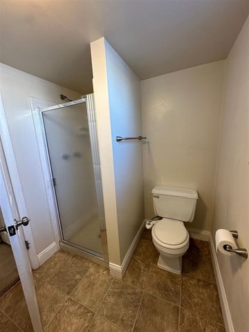 2184 Cumberland Drive, Troy, MI 48085