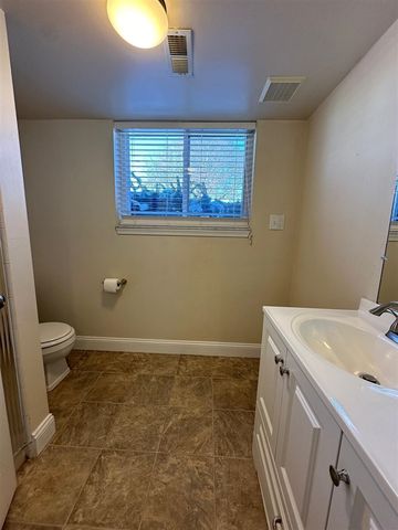 2184 Cumberland Drive, Troy, MI 48085