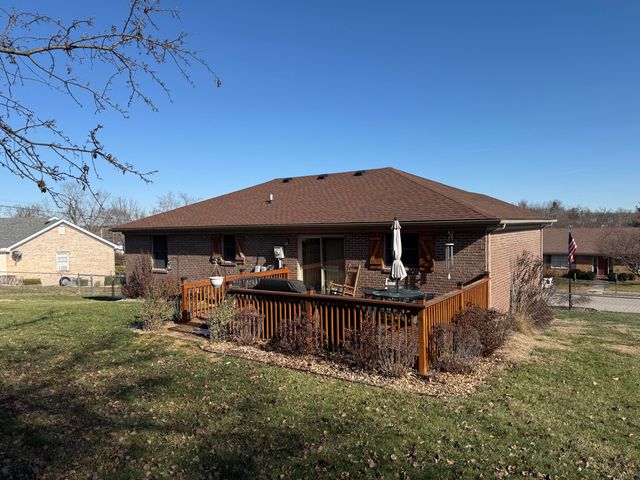 117 Robin Rd, Nicholasville, KY 40356