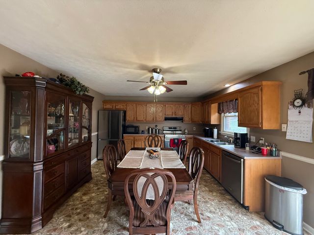 117 Robin Rd, Nicholasville, KY 40356