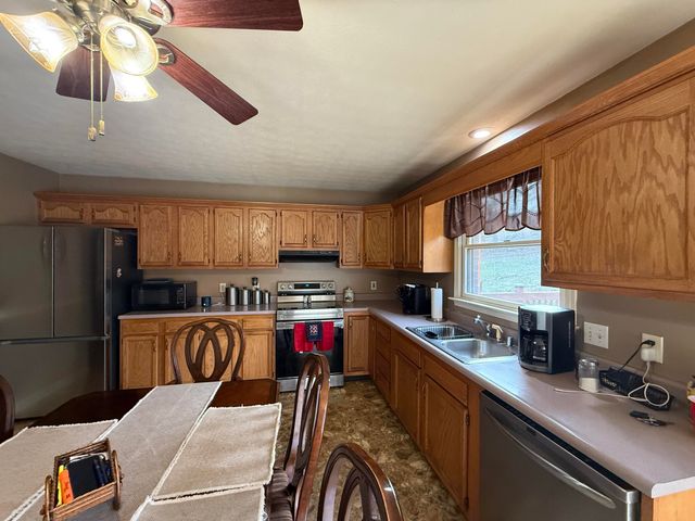 117 Robin Rd, Nicholasville, KY 40356