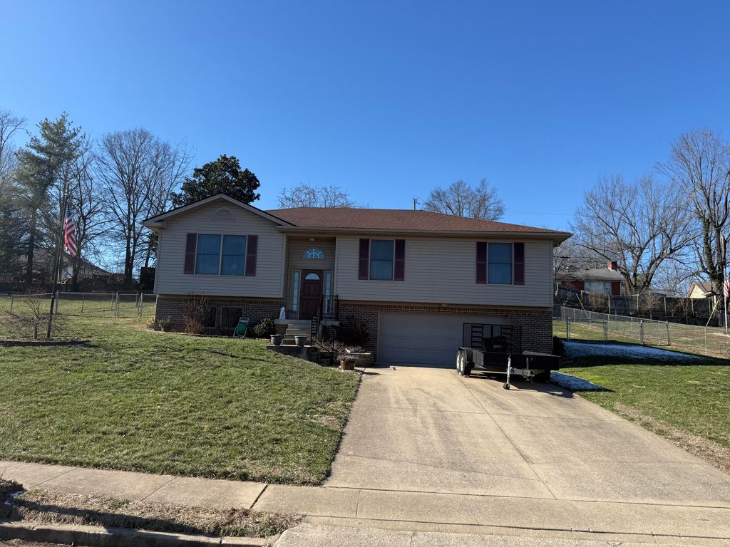 117 Robin Rd, Nicholasville, KY 40356