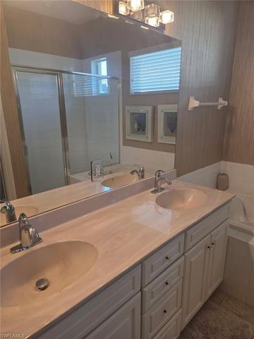 6719 Crowned Eagle LN, Naples, FL 34113