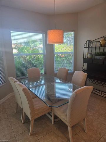 6719 Crowned Eagle LN, Naples, FL 34113