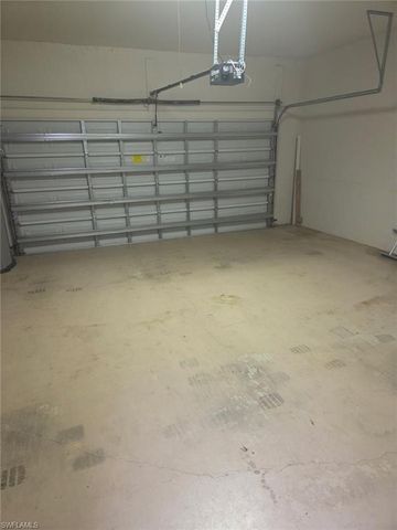 6719 Crowned Eagle LN, Naples, FL 34113